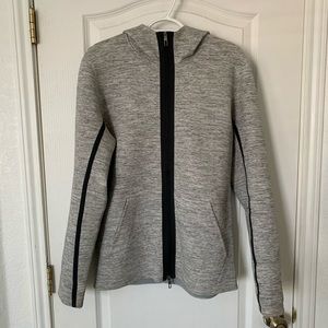 Lululemon Water-Resistant Jacket (Size: M)
